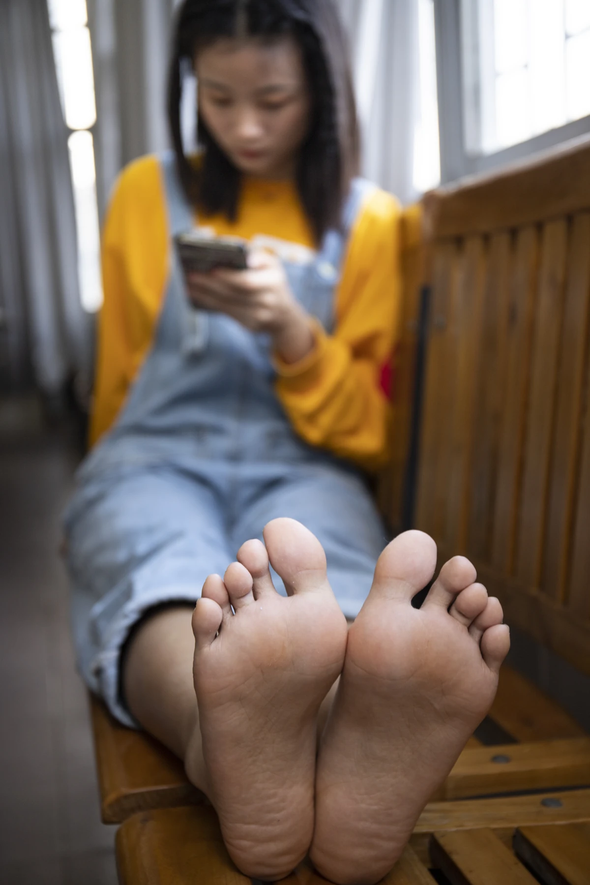 [Mzsock] NO.019 From a tricky angle, Sichuan girl Linlin shows off her beautiful feet in the classroom Southern football skills#[121P]-52